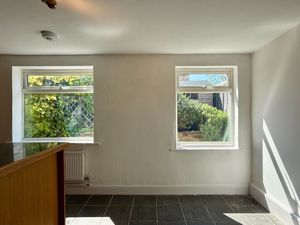 Dining area- click for photo gallery